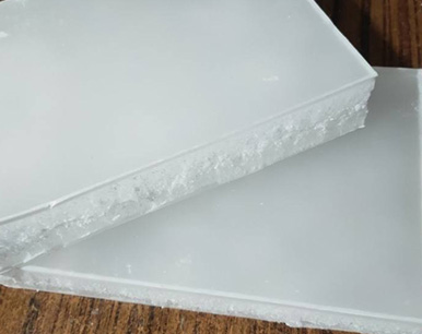 Cera emulsionada sólida